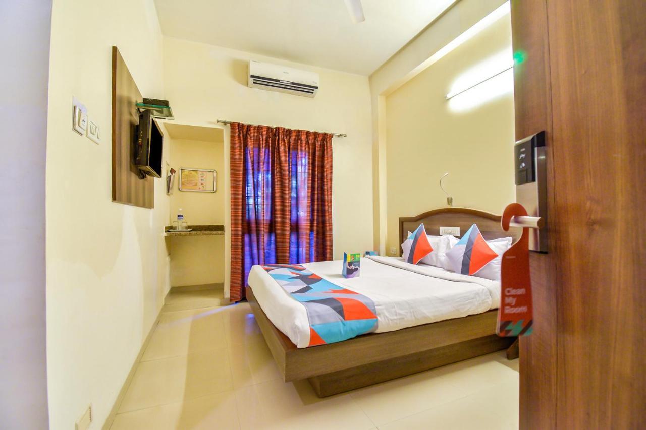 Hotel Ashiyana Пуна Экстерьер фото
